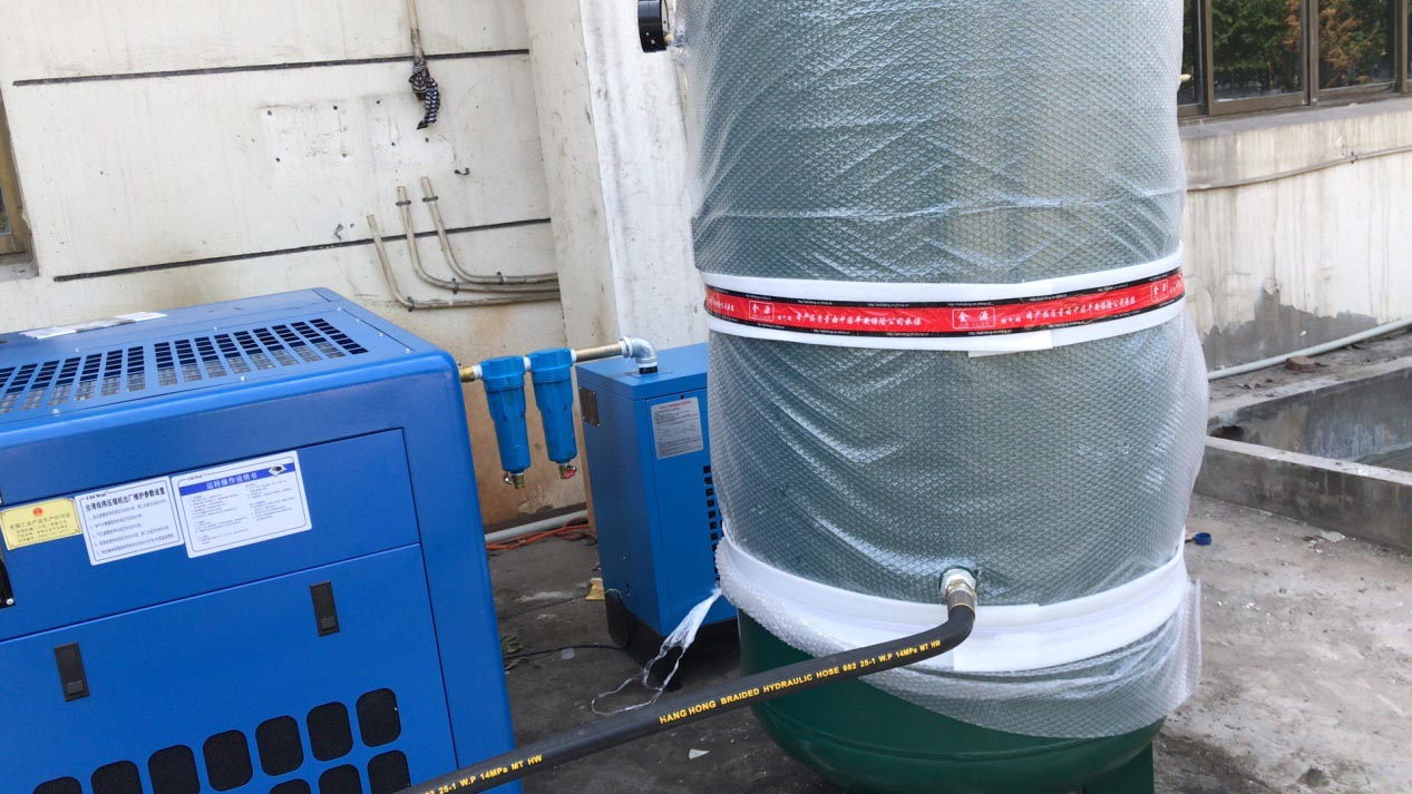 權(quán)偉螺桿空壓機 權(quán)偉螺桿空壓機